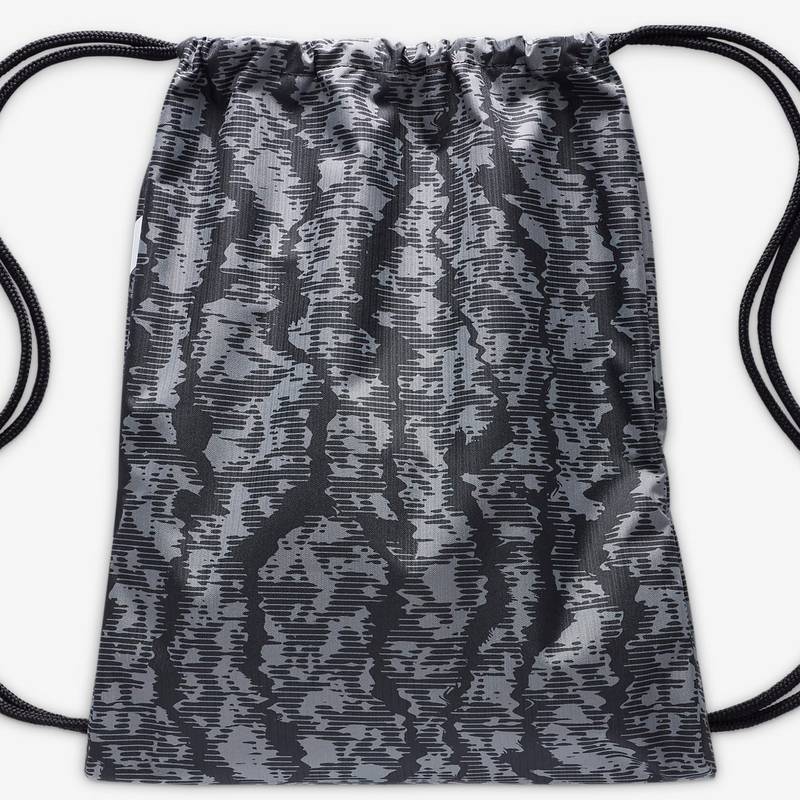Рюкзак-мішок Nike Y NK DRAWSTRING - CAT AOP FA24 12L чорний, сірий Діт 35х46 см DT-FZ2544-060, рис. 1