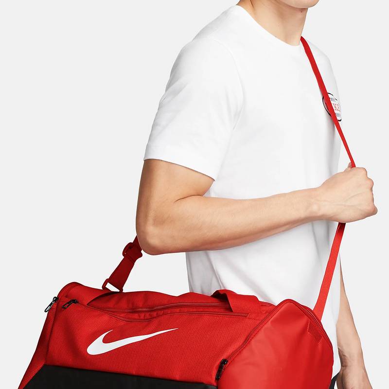 Сумка Nike NK BRSLA S DUFF - 9.5 41L чорний, червоний Уні 51x28х28 см DT-DM3976-657, рис. 2