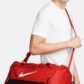 Сумка Nike NK BRSLA S DUFF - 9.5 41L чорний, червоний Уні 51x28х28 см DT-DM3976-657, прев. 2