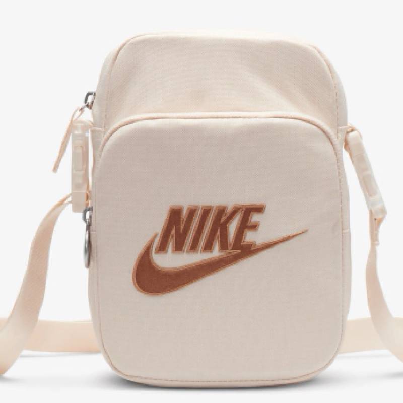 Сумка на плече Nike NK HERITAGE CROSSBODY - MTLC M 4L бежевий Уні 18x7,5x23 см DT-FB3041-838, рис. 1