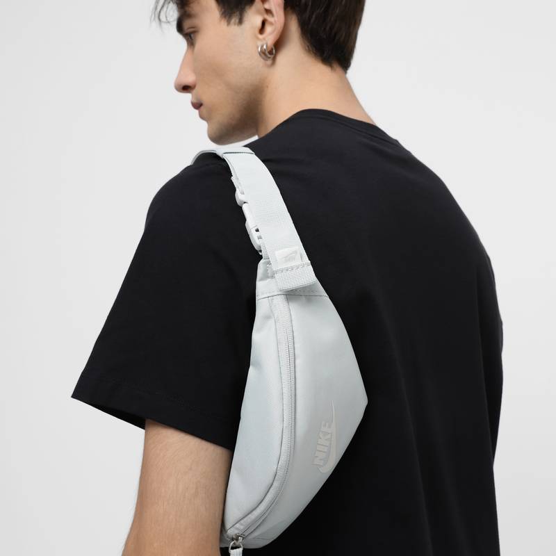 Сумка на пояс Nike NK HERITAGE S WAISTPACK 1L сірий Уні 28x8x13 см DT-DB0488-035, рис. 0