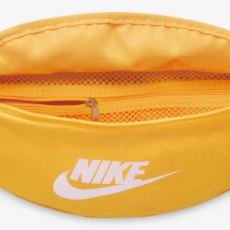Сумка на пояс Nike NK HERITAGE WAISTPACK - FA21 3L жовтий Уні 41х10х15 см DT-DB0490-845, рис. 4
