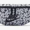 Сумка на пояс Nike NK HERITAGE WAISTPCK - ACCS PR білий, чорний Уні 10 x 41 x 15 см DT-FD5593-010, прев. 1