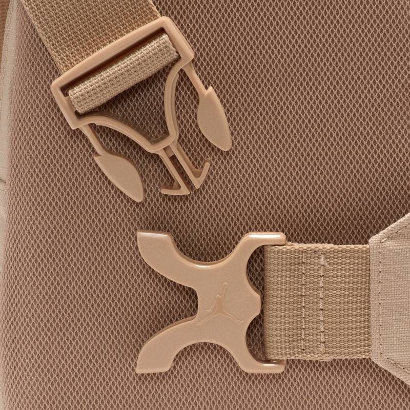 Сумка через плече Nike Jordan JAM FRANCHISE HIP BAG 1L бежевий Чол 21 х 14 х 4 см DT-MA9041-XA3, рис. 4