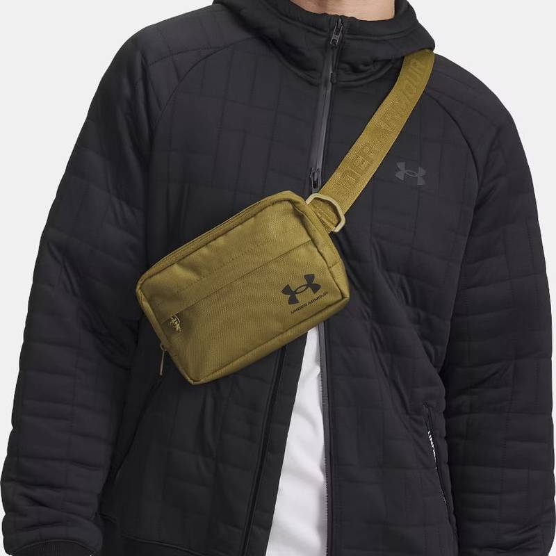 Сумка на пояс UA Essential WB Xbody 2L зелений Уні 20 x 13,5 x 5 см DT-1378418-320, рис. 0