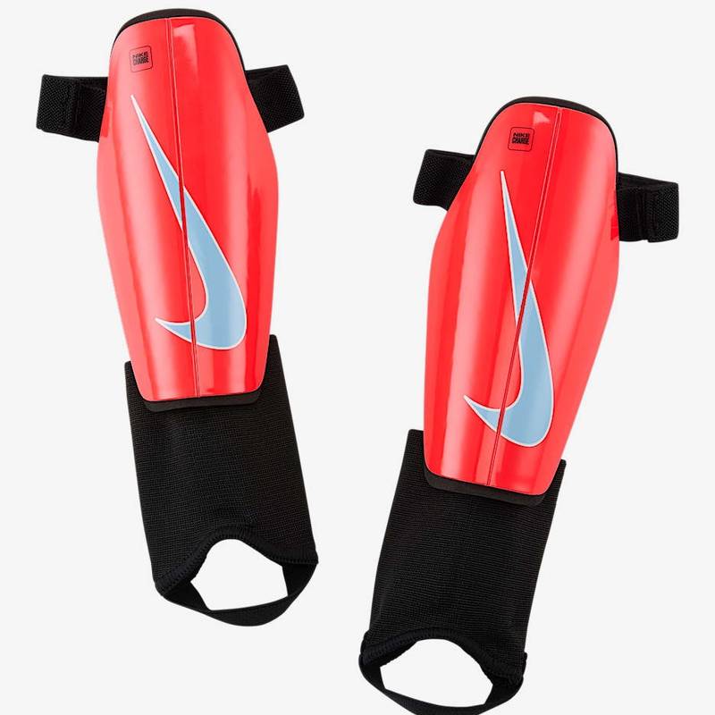 Футбольні щитки Nike Charge Junior червоний DX4610-636, рис. 0