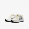 Кросівки Nike REVOLUTION 6 NN (PSV) DS-DD1095-100, прев. 0