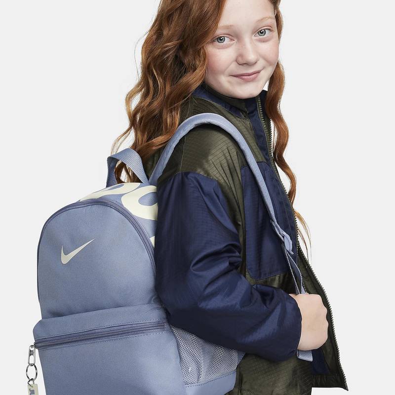 Рюкзак Nike Y NK BRSLA JDI MINI BKPK 11L сірий Діт 33x25x13 см DT-DR6091-078, рис. 5