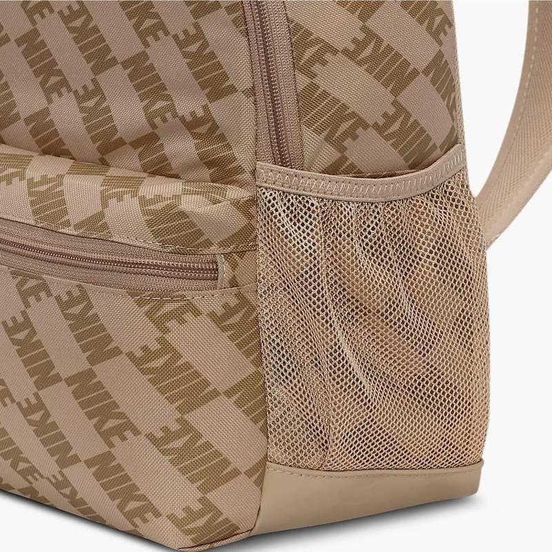 Рюкзак Nike Y NK BRSLA JDI MNI BK-AOP FA25 11L бежевий Діт 25 x 33 x 13 см DT-HV6481-200, рис. 6