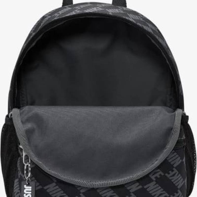 Рюкзак Nike Y NK BRSLA JDI MNI BK-AOP FA25 11L чорний, сірий Діт 25 x 33 x 13 см DT-HV6481-010, рис. 4