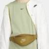 Сумка на пояс Nike NK HERITAGE S WAISTPACK 1L гірчичний Уні 28 x 8 x 13 см DT-DB0488-716, прев. 6