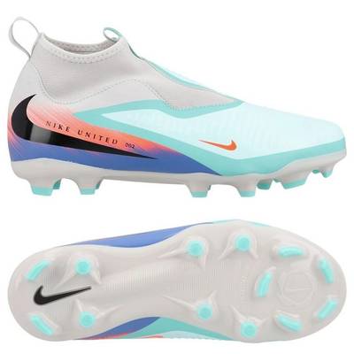 Футбольні дитячі бутси Nike Phantom 6 High Academy FG/MG IB1517-300