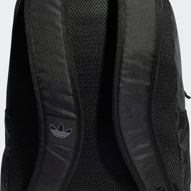 Рюкзак Adidas ADICOLOR BACKPK 20.25L чорний Уні 15 x 27 x 43 см DT-IT7602, рис. 1