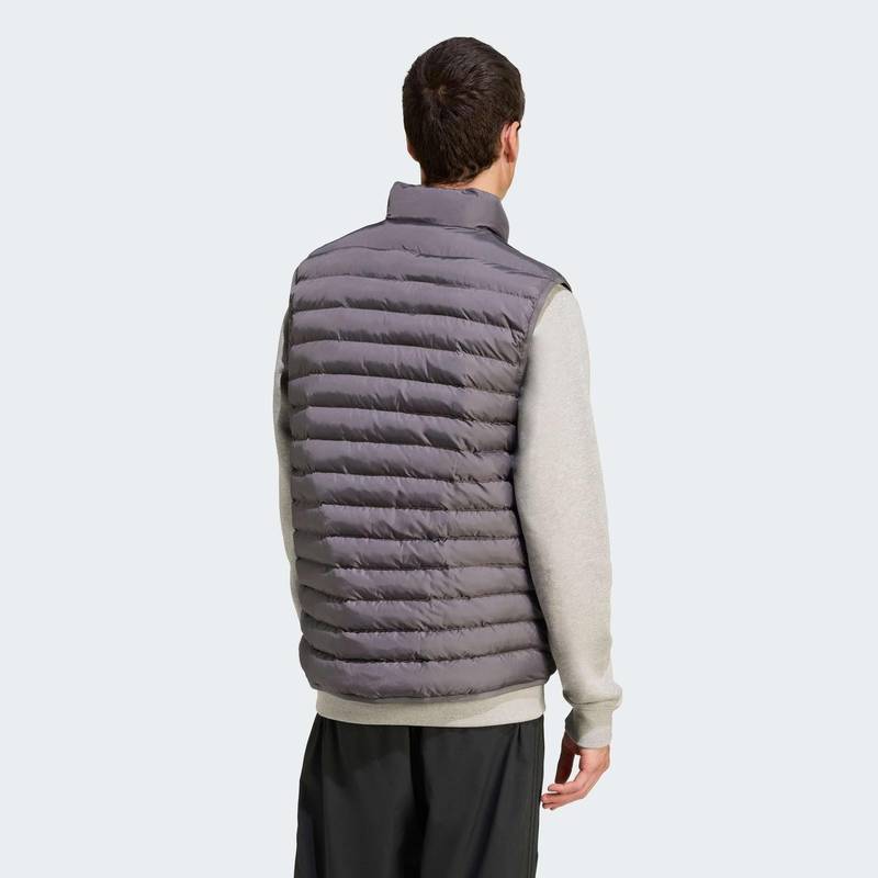 Жилет Padded Adidas JX4119, рис. 1