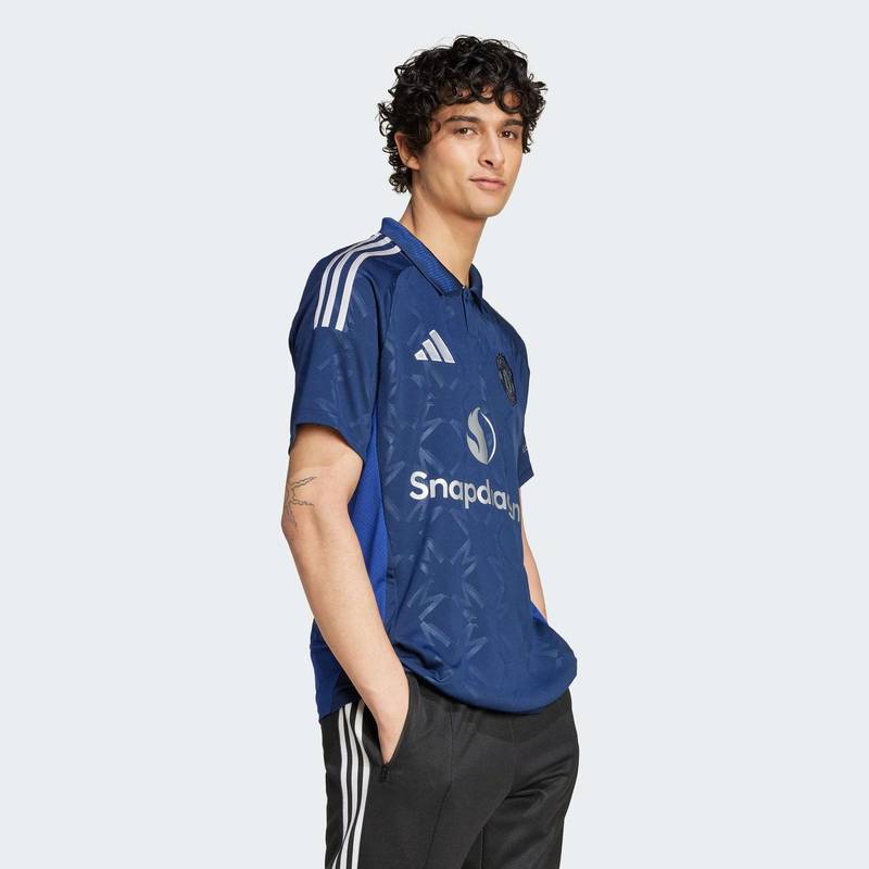 Виїзна футболка Manchester United 24/25 Away Adidas IU1390, рис. 2