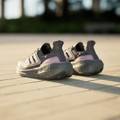 Кросівки жіночі Ultraboost Light Running Shoes Adidas IF1487, прев. 3