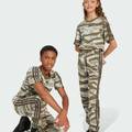 Дитячі штани Essentials 3-Stripes Camo K Adidas JD5863, прев. 0