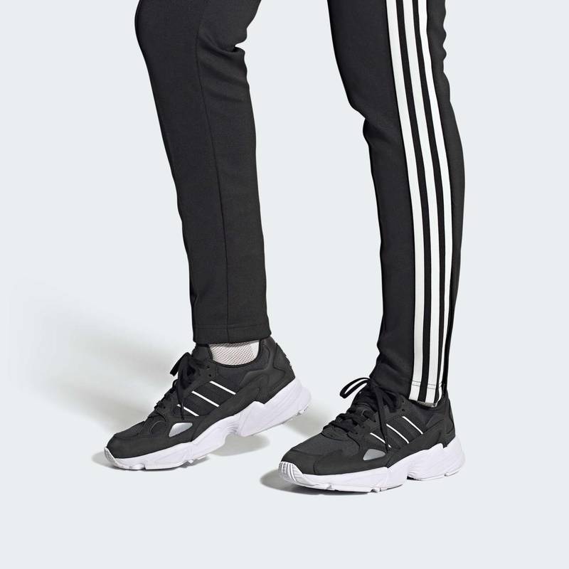 Кроссовки Falcon Adidas IG8301, рис. 1