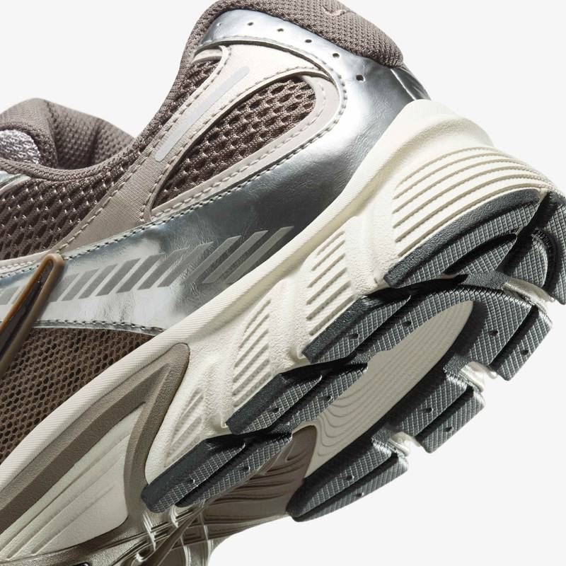 Кросівки Nike V5 RNR DS-HJ5228-200, рис. 7