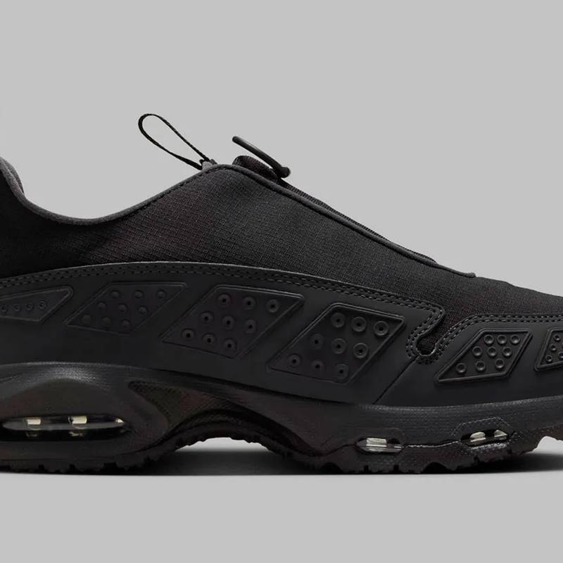 Кросівки Nike W AIR MAX SNDR GTX DS-FZ4238-001, рис. 1