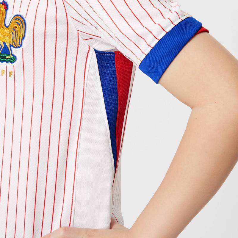 Футболка Nike Dri Fit shirt DS-FJ4369-100, рис. 4