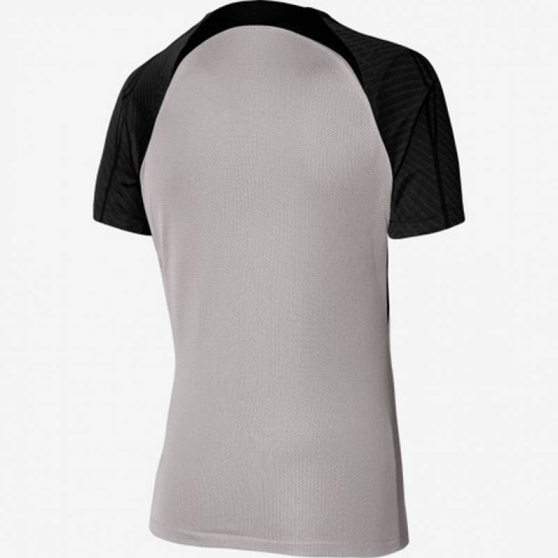 Жіноча футболка ігрова Nike Dri-FIT Strike III DR0909-052, рис. 1