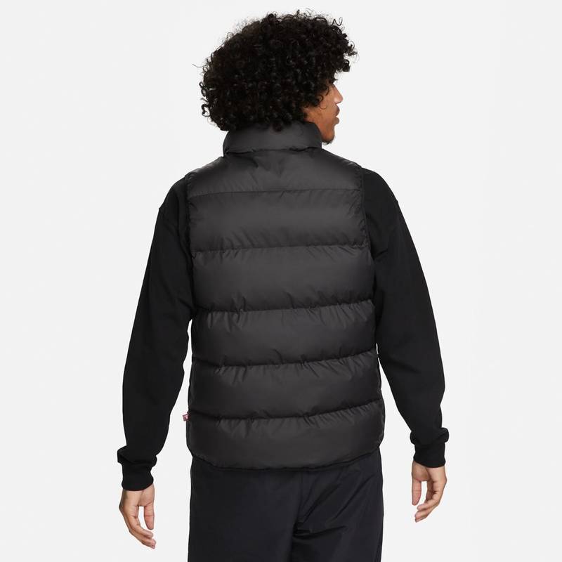 Жилет спортивный Nike Sportswear Club Water-Repellent Puffer FB8193-010, рис. 1