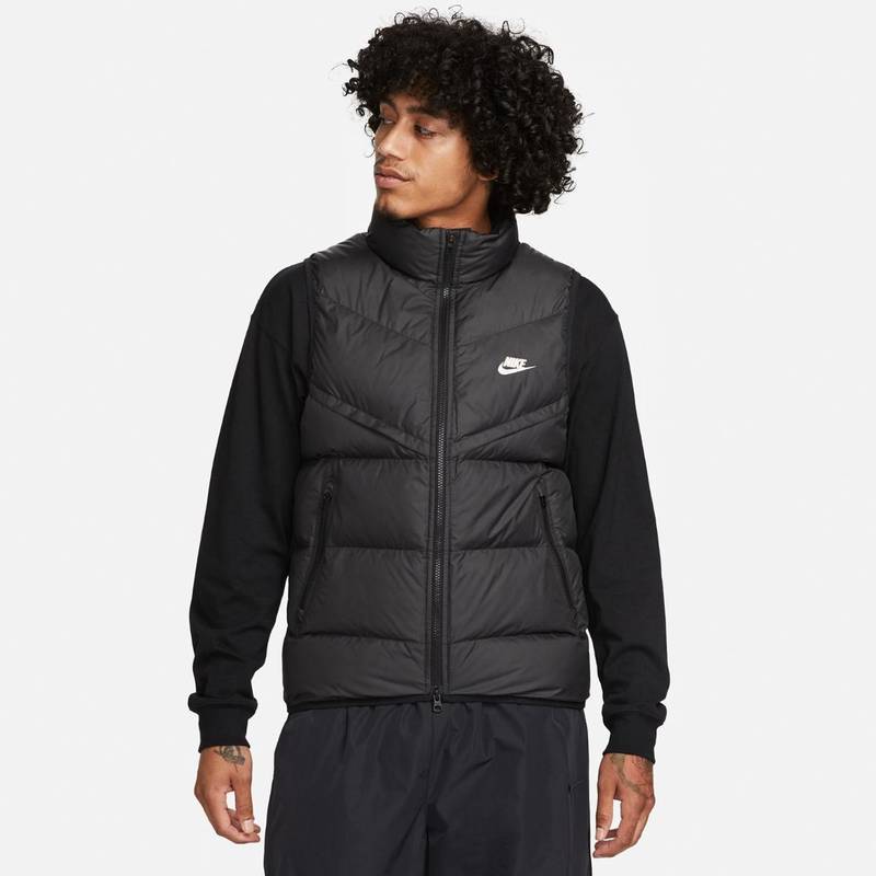 Жилет спортивный Nike Sportswear Club Water-Repellent Puffer FB8193-010, рис. 0