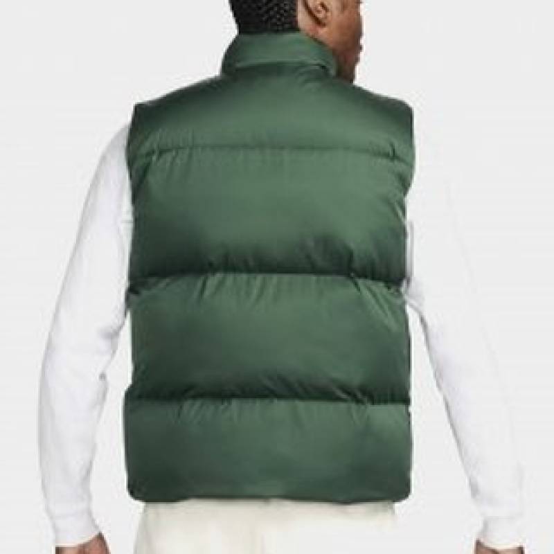 Жилет спортивный Nike Sportswear Club Water-Repellent Puffer FB7373-323, рис. 1